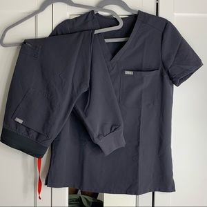 Figs Scrubs Set LIMITED EDITION COLOR (PETITE)
